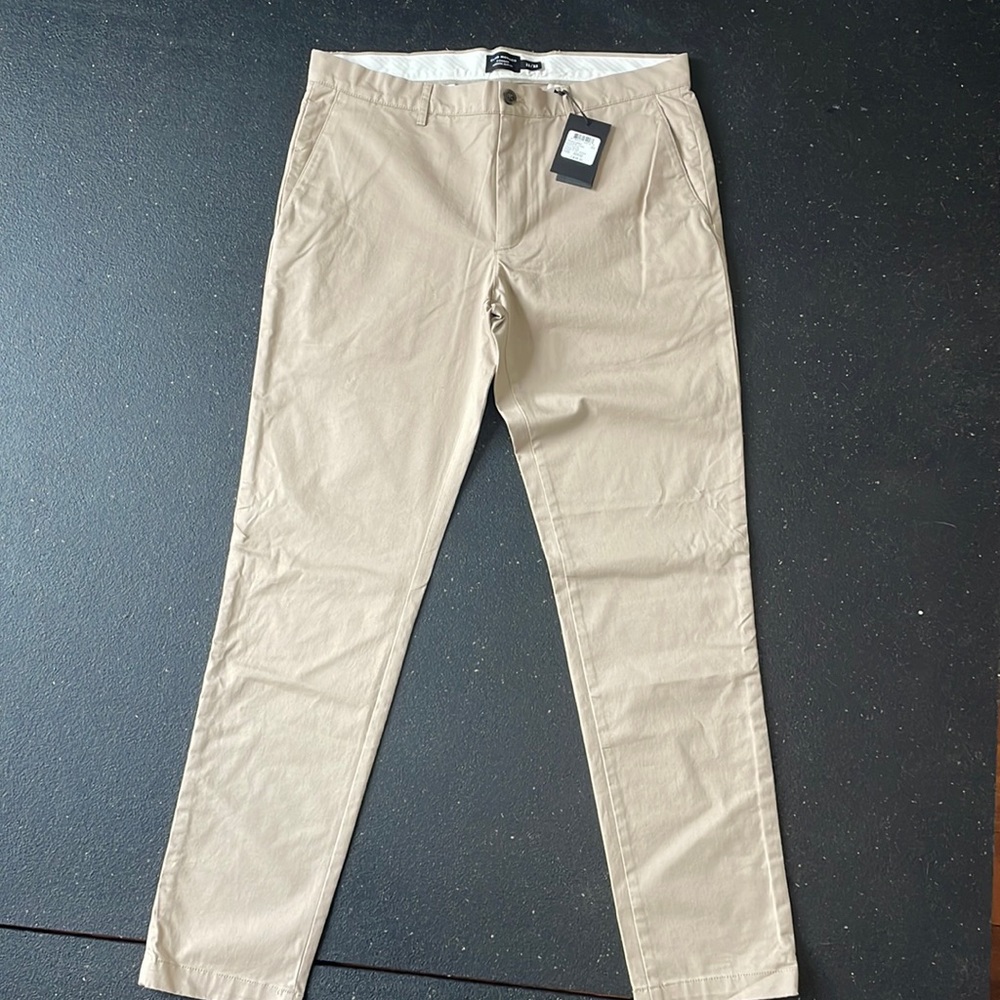Club Monaco Connor Modern Slim Fit